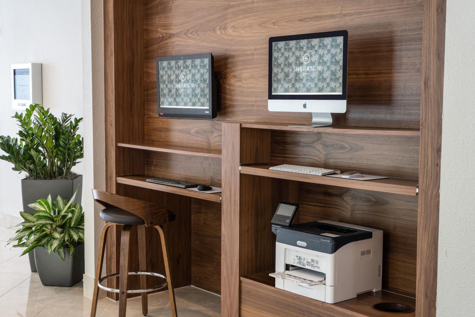 Sheraton Detroit Novi Ngoại thất bức ảnh