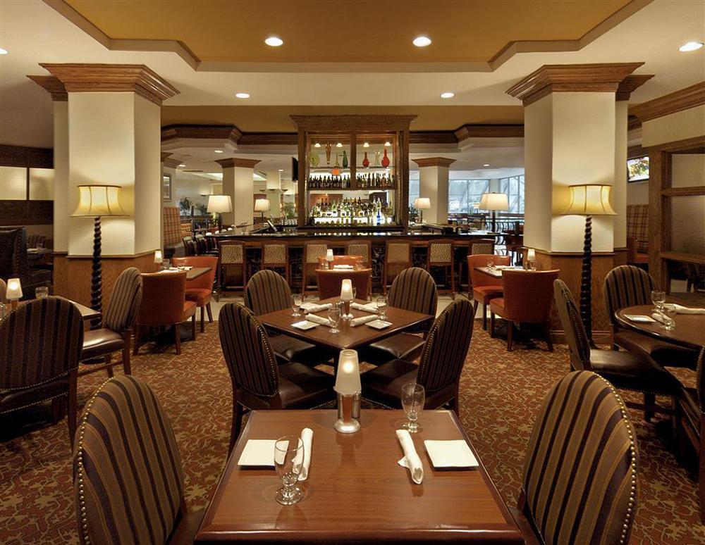 Sheraton Detroit Novi Nhà hàng bức ảnh